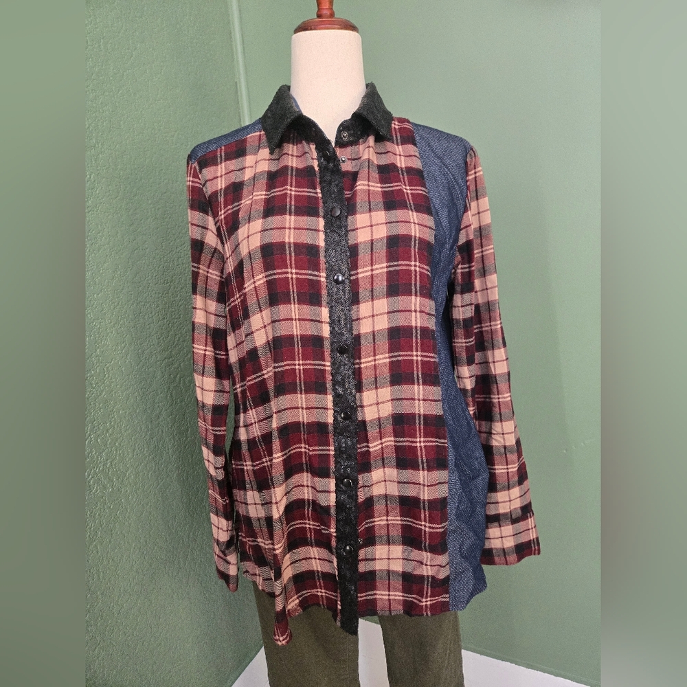 BCBGeneration Multicolor Burgandy Tan Blue Plaid Black Sequin Button-Down Shirt